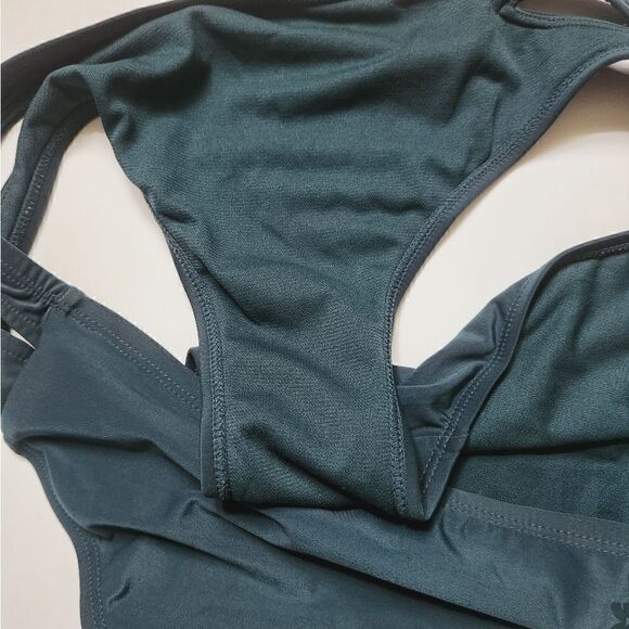 All in Motion Blue Bikini Top Size Large Bottom Size Extra Large - Picture 4 of 6